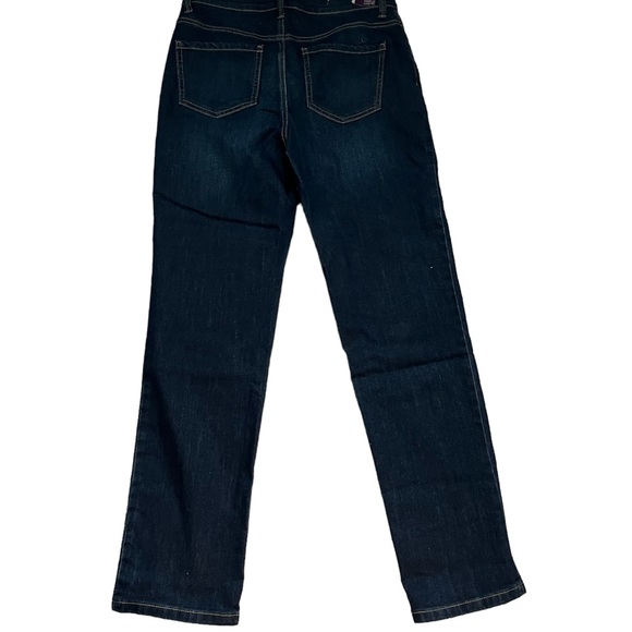 👖👖👖JeansGloria Vanderbilt. Size 6 Tapered Leg, Classic Rise. Super comfy. New - Picture 1 of 5